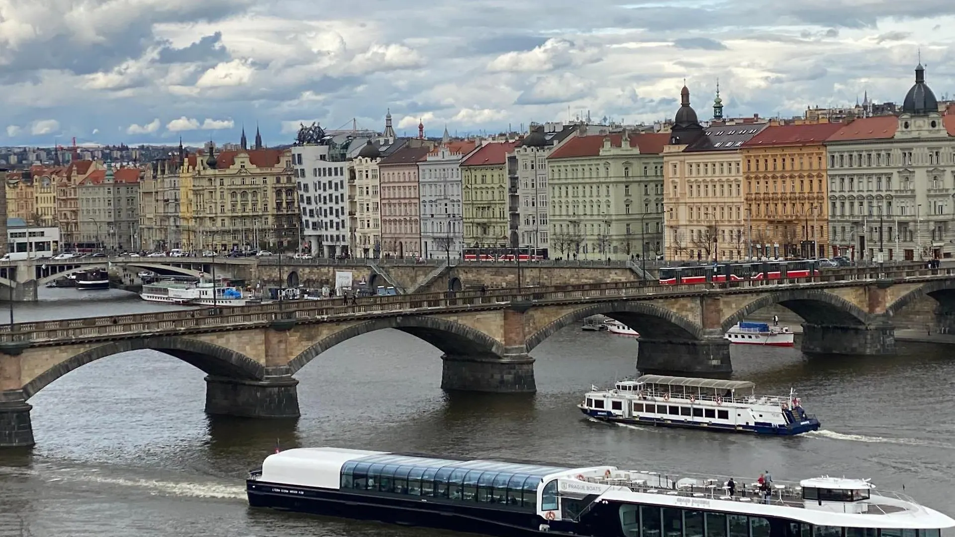 Spectacular Prague Views Room For 1 Or 2